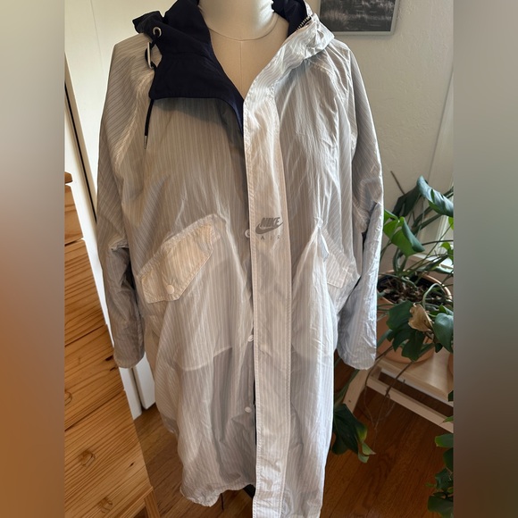 Nike Air x Kim Jones Trench Coat size S reversible navy pinstripe fishtail - Picture 10 of 13